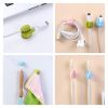 Silicone Thumb Wall Hook Creative Adhesive Thumb Cable Clip Key Hook Wall Hangers for Data Cable Earphone Belt hat Key Storage